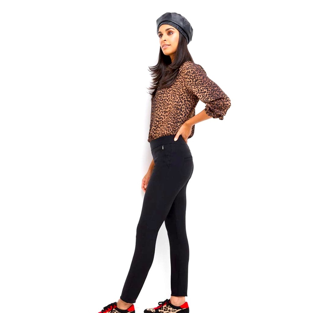 NWT Black Skinny Pants with Tailored Fit